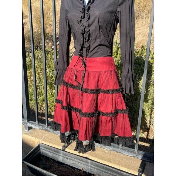Lip Service Skirt Y2K Cottagecore Black and Red Lace and Tulle Layered - Picture 5 of 7